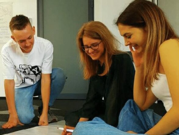 Колекція досвіду молодіжної роботи, що базується на підходах і стандартах Ради Європи, в умовах збройної агресії Російської Федерації проти України